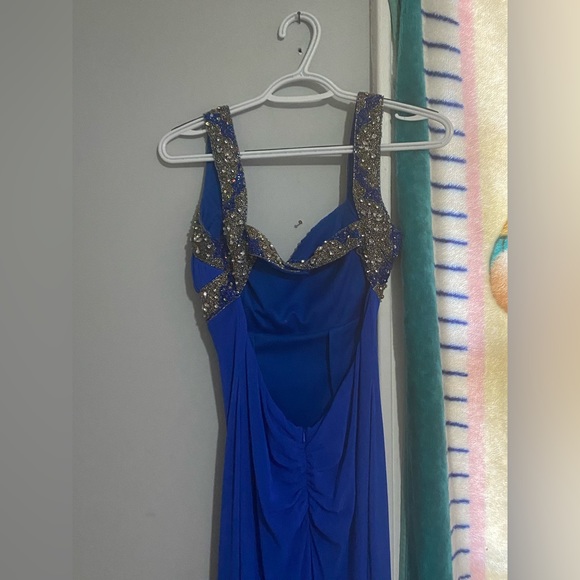 Prom - Picture 4 of 4